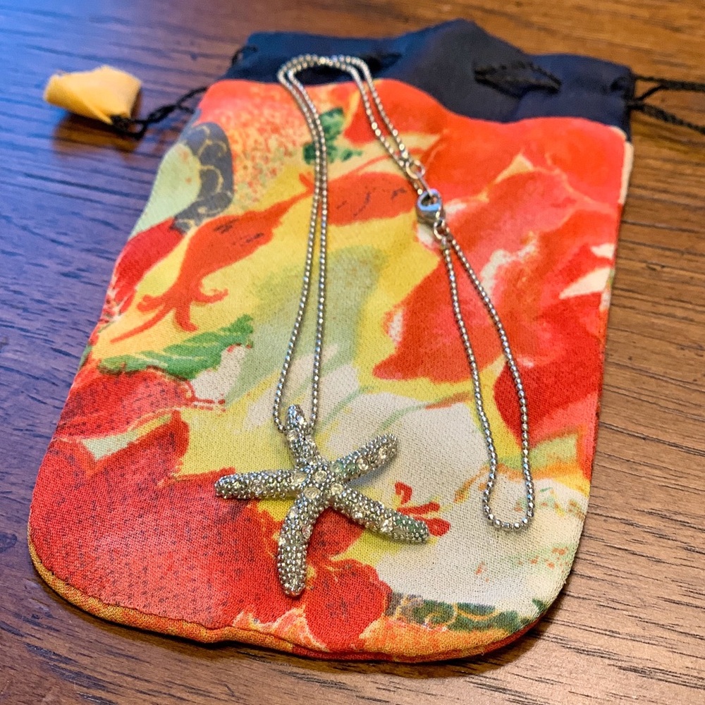 STARFISH NECKLACE ⭐️